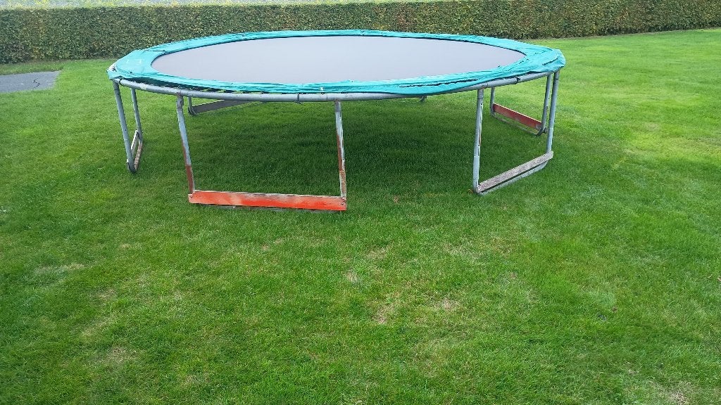 Trampoline, Ophalen, Gebruikt