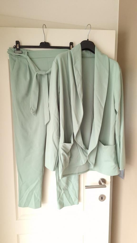 tailleur-pantalon XXL pour femme, Vêtements | Femmes, Enlèvement ou Envoi
