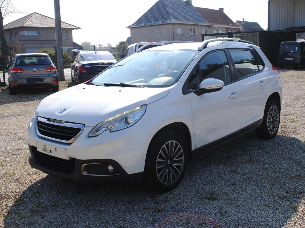 Peugeot 2008 2008 1.6 e-HDi. Navi / Cruise / Airco, Auto's, Euro 5, Stof, Gebruikt, Zwart