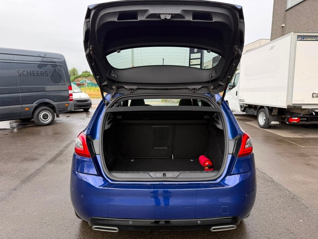 Peugeot 308 (Stock ID 57189) — 18