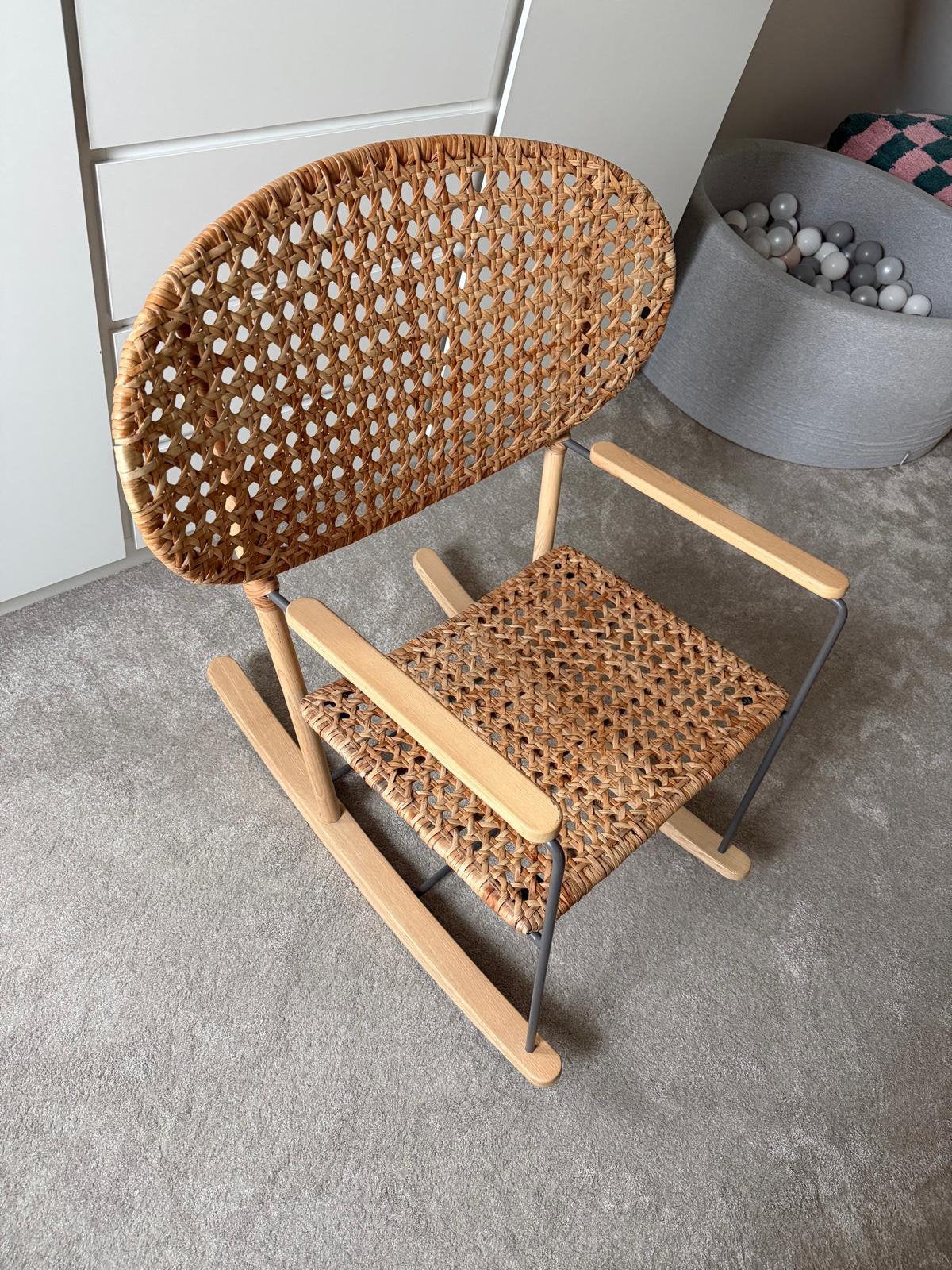 Mooie rotan schommelstoel, Enlèvement, Comme neuf