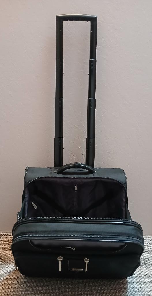 Targus 16" laptoptrolley, Ophalen