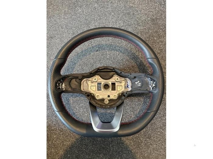 Volant d'un Mercedes A-Klasse, 3 mois de garantie, Utilisé, -, -