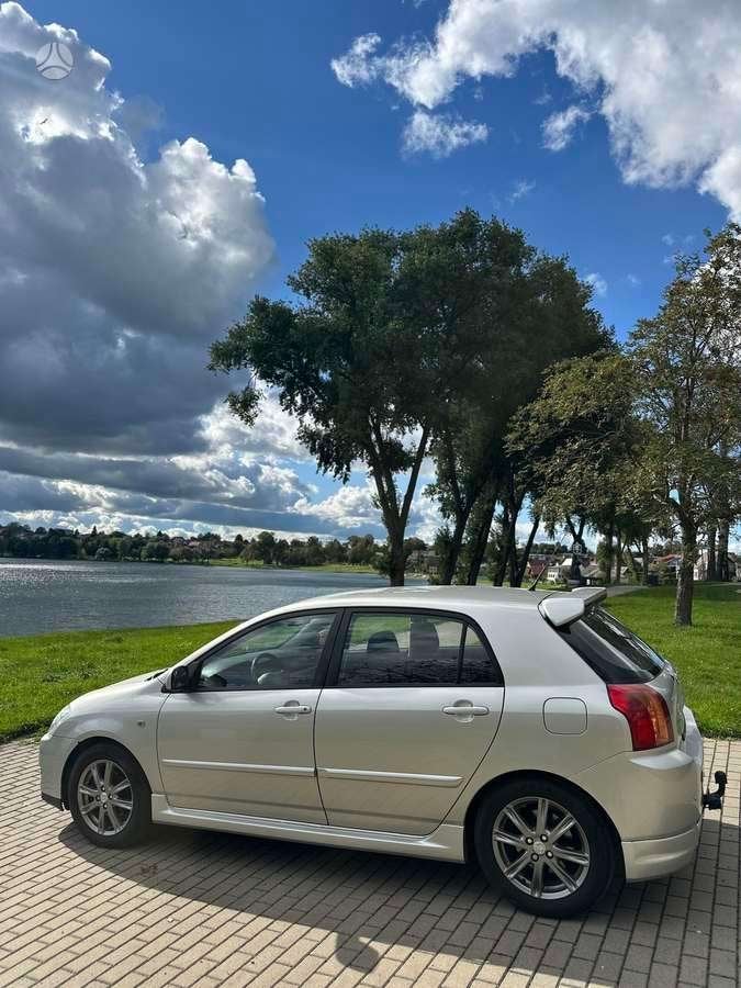 Toyota Corolla 2005 1.4d4d, Autos, Argent ou Gris, Achat, Boîte manuelle, Corolla