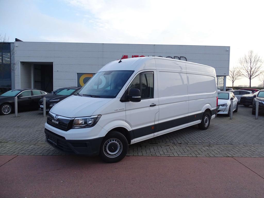 MAN TGE 2.0 TDi Long 3140 * ENKEL VOOR EXPORT (bj 2018), Auto's, Bestelwagens en Lichte vracht, Gebruikt, MAN, Bedrijf, Diesel