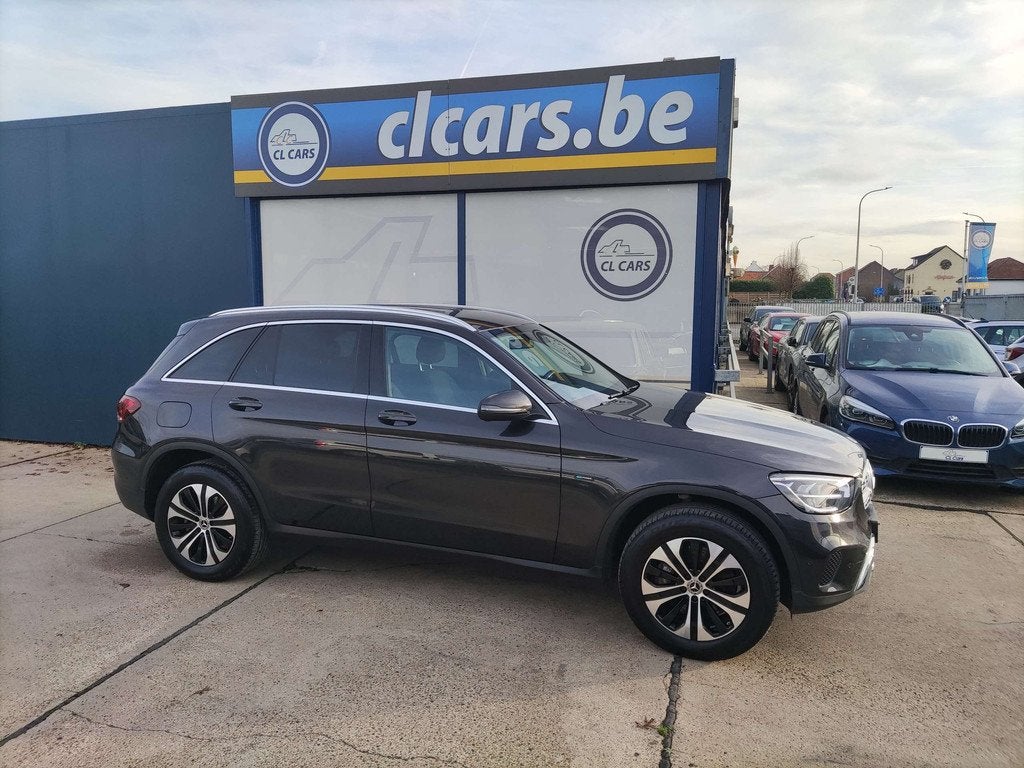 Mercedes-Benz GLC 300 GLC 300 e 4Matic 9G-TRONIC (bj 2021), Auto's, Mercedes-Benz, Automaat, Stof, Gebruikt, Overige kleuren