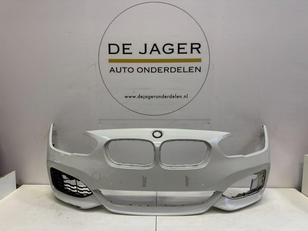 Pare-chocs avant BMW S rie 1 F20 M restyl e, r f rence 51118, Petuelring 130
80788  Munich, DE, Pare-chocs, Info@bmw.de, Utilisé