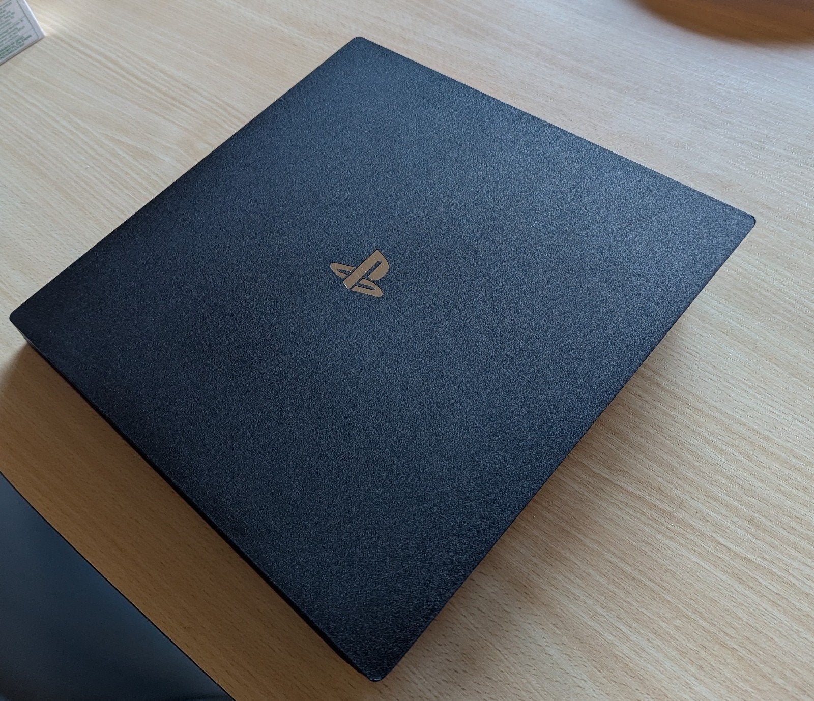 Playstation 4 pro
Met controller
Volledig Reset!
Geen koerie, Consoles de jeu & Jeux vidéo, Enlèvement, Pro