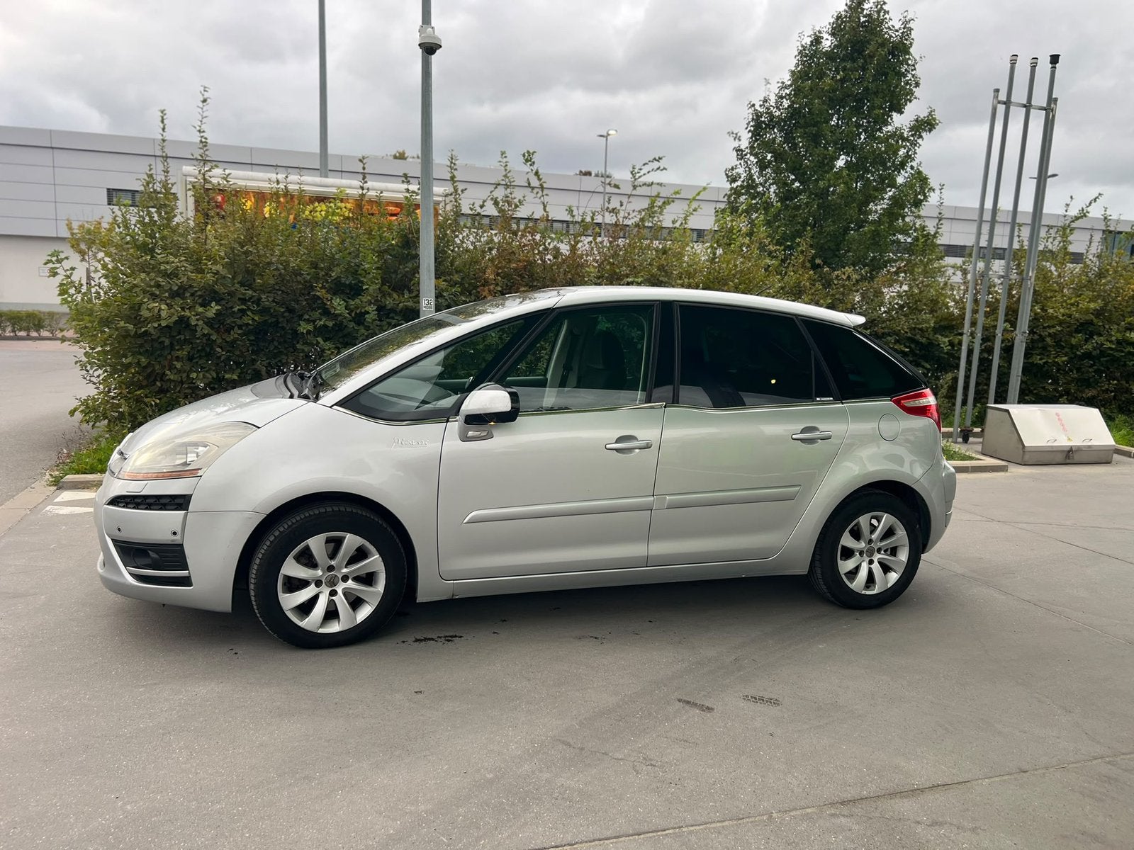 CITROEN C4 garantie, Autos, Achat, Ordinateur de bord, Entreprise, Noir