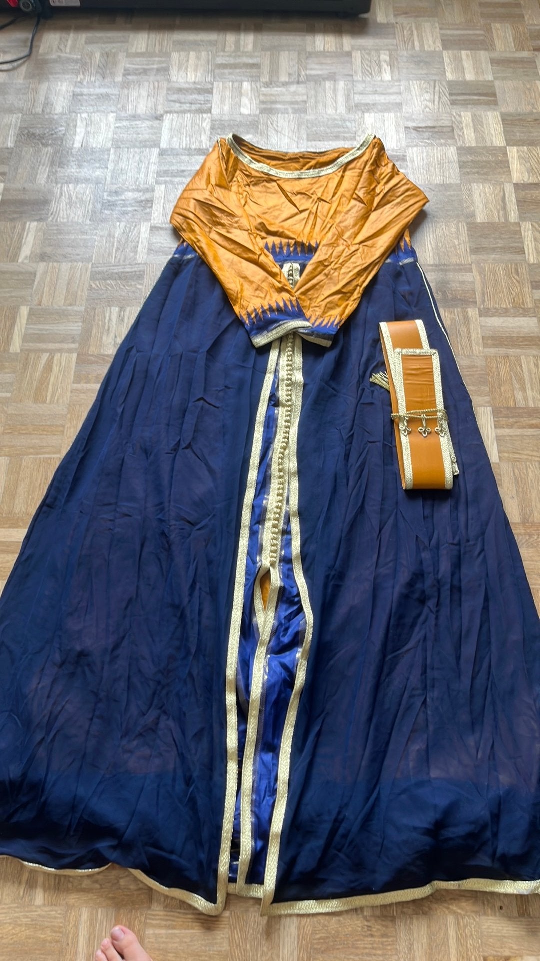 Robe marocaine 2 pièce, Neuf, Taille 46/48 (XL) ou plus grande, Enlèvement ou Envoi, Longueur genou