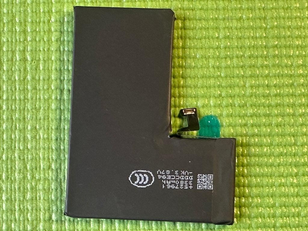 Batterie iphone 14 PRO, Enlèvement, Neuf, 100 %, IPhone 14 Pro