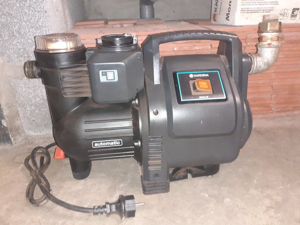 GARDENA waterpomp - tuinpomp, Tuin en Terras, Ophalen of Verzenden, Zo goed als nieuw