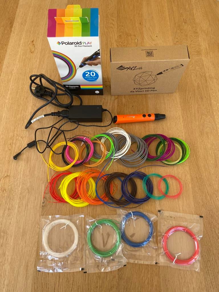 XYZ Da Vinci 3D pen + 21 rollen filament, Ophalen of Verzenden, Zo goed als nieuw