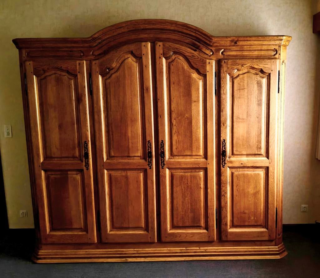 Armoire ou meuble de vestiaire en chêne massif, Enlèvement