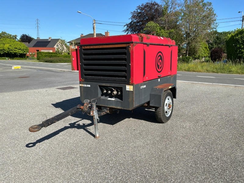 2015 Compresseur d'air mobile CPS 400 de Chicago Pneumatic