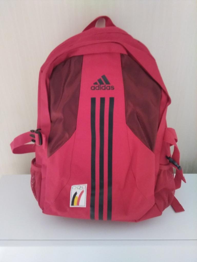 RODE ADIDAS RUGTAS BELGIAN OS DELEGATION, Handtassen en Accessoires, Tassen | Rugtassen, Ophalen