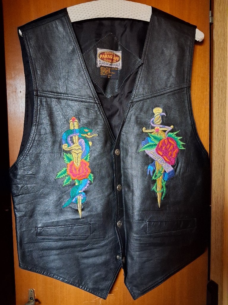GEBORDUURDE LEDER GILET - heren maat L - PARAGRAFF - zwart, Kleding | Heren, Truien en Vesten, Ophalen of Verzenden, Maat 52/54 (L)