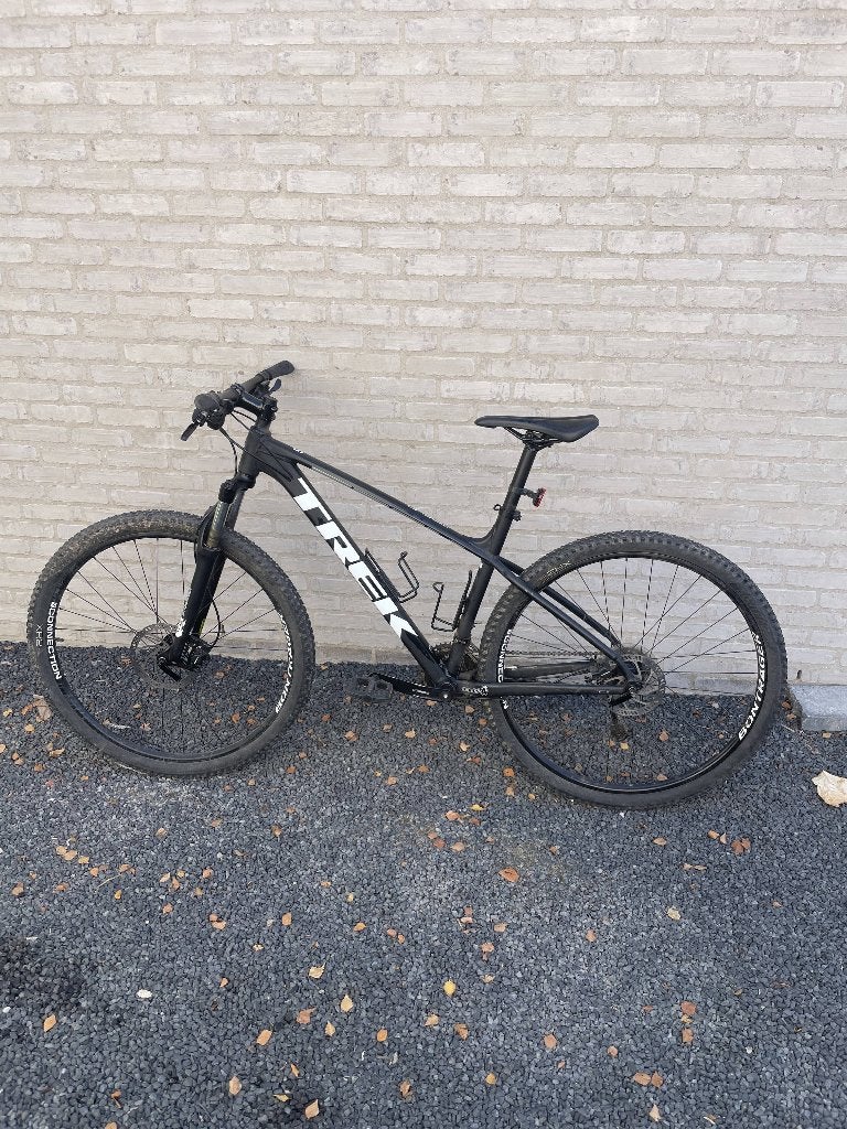 Trek Marlin 5, Gebruikt, Vering, Schijfrem, Ophalen
