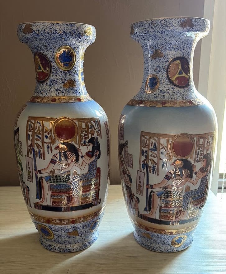 Prachtige set grote vintage vazen Egyptisch decor / China, Antiek en Kunst, Antiek | Vazen, Ophalen of Verzenden