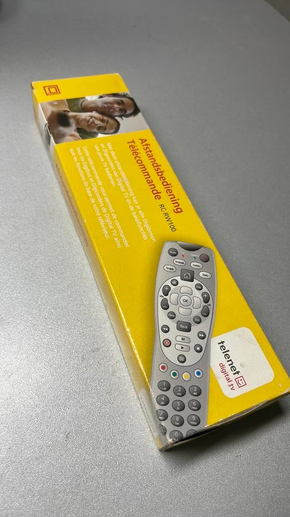 Gratis telenet afstandsbediening, Ophalen, Nieuw