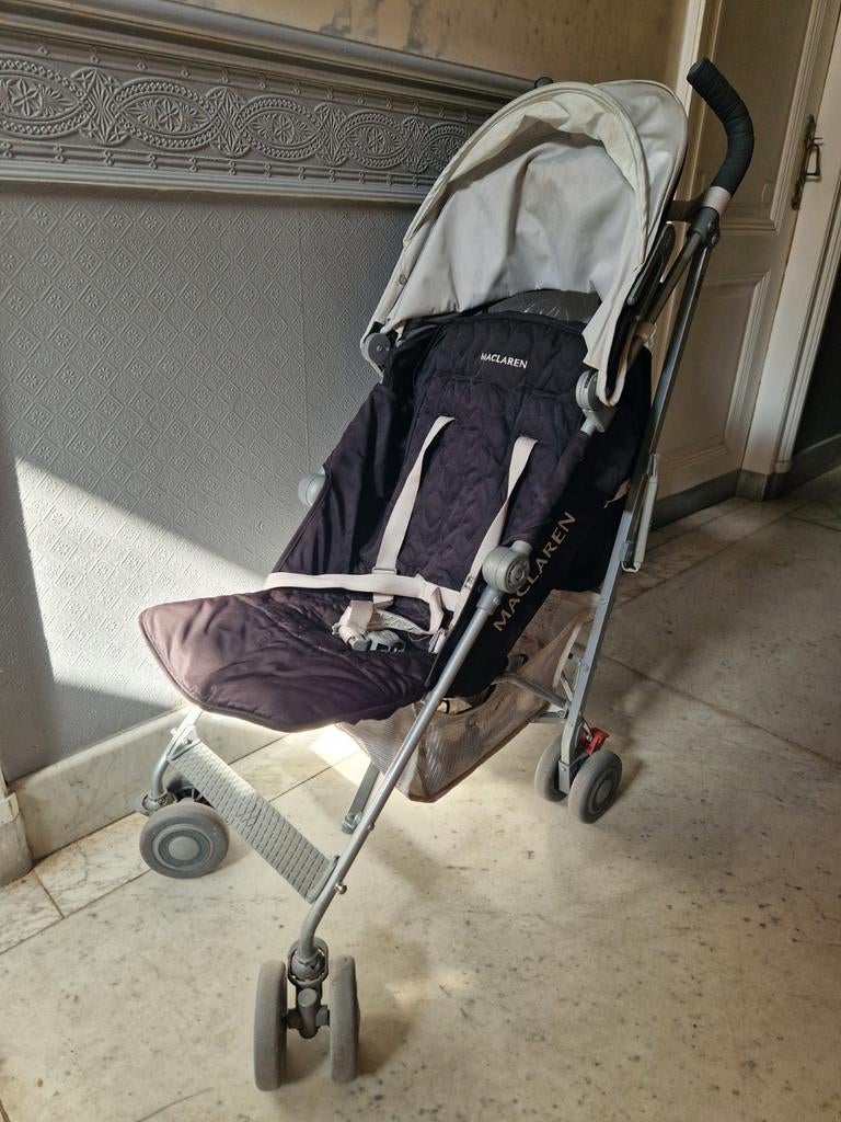 Poussette parapluie MacLaren avec housse imperméable, Enfants & Bébés, Enlèvement, Maclaren