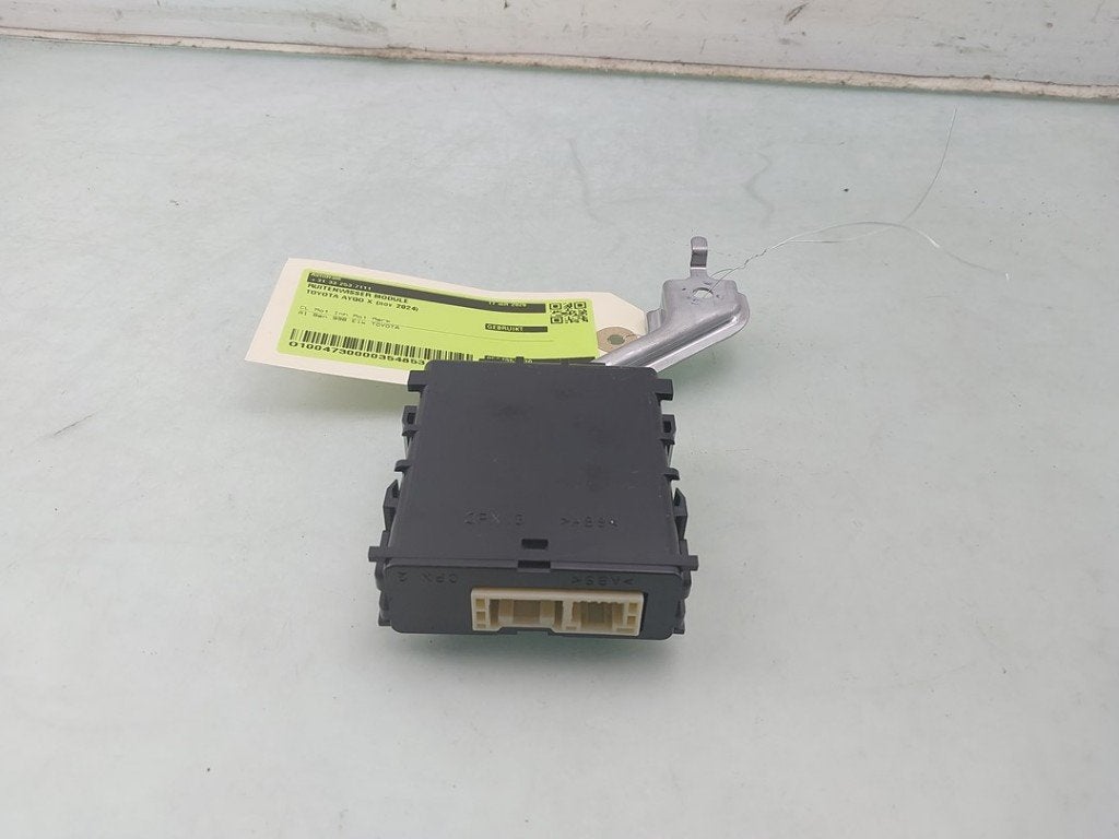 COMPUTER RUITENWISSER Toyota Aygo X (|8594052100|), Gebruikt, Kundenbetreuung@toyota.de, Toyota, Toyota-Allee 2
50858  Köln, DE