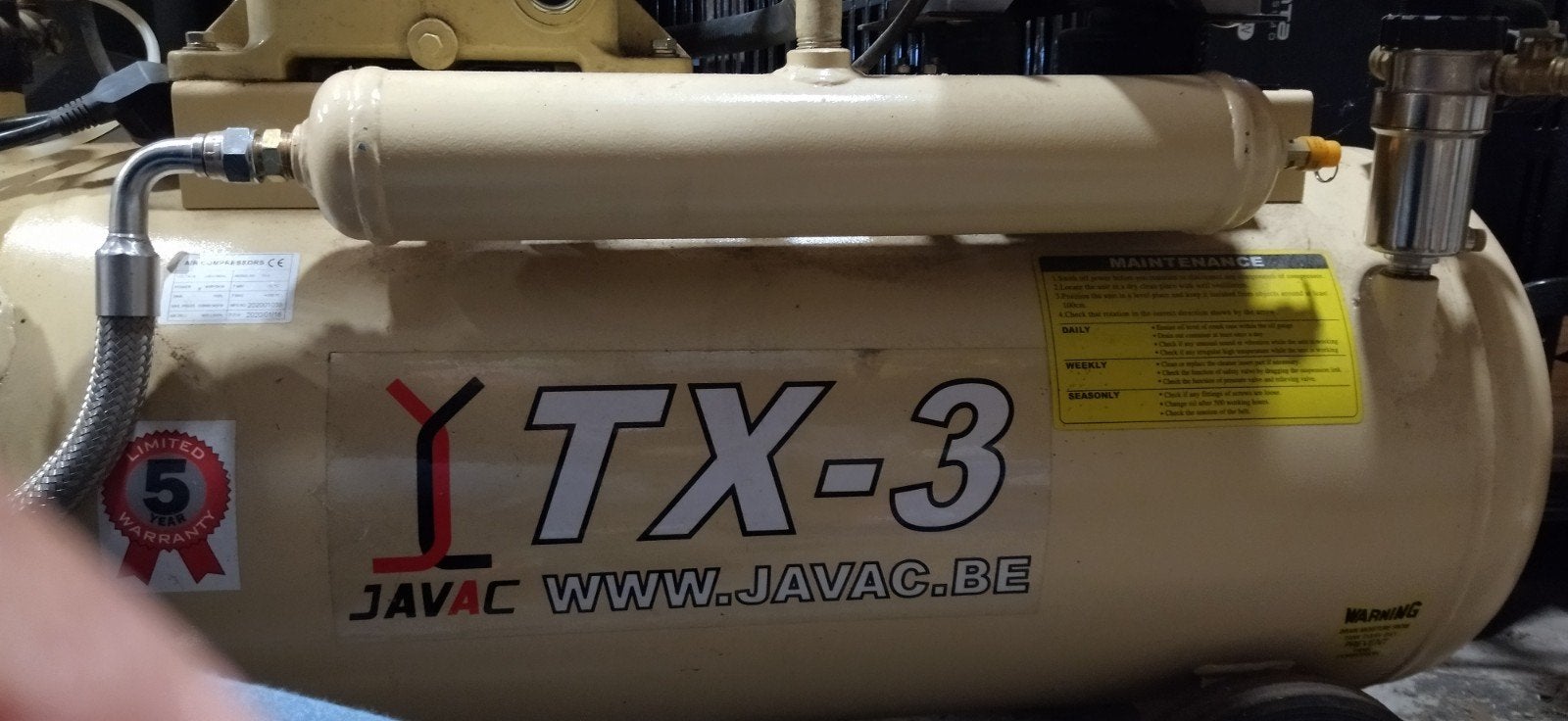 Javac TX3 compressor 100 liter, Bricolage & Construction, Compresseurs, Comme neuf, 6 à 10 bars, 100 litres ou plus, 400 à 800 litres/min
