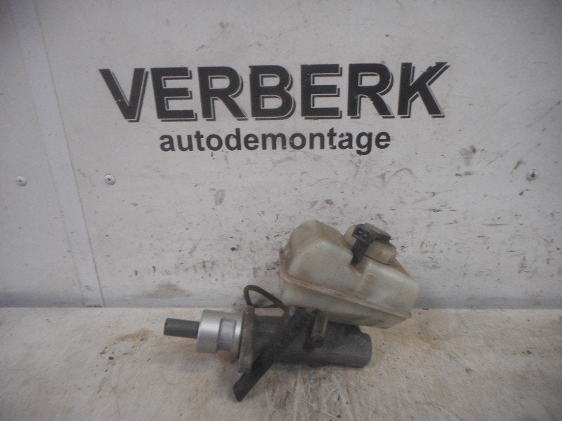 MAITRE CYLINDRE DE FREIN Volvo V70 (GW / LW / LZ), Info@volvocars.com, Volvo Car Germany GmbH, Siegburger Straße 229
50679  Köln, DE