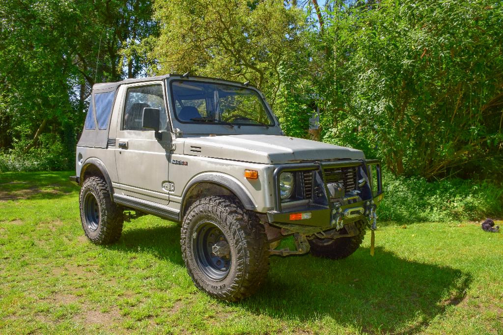 Suzuki SJ413 VX, Argent ou Gris, Achat, Boîte manuelle, 1300 cm³