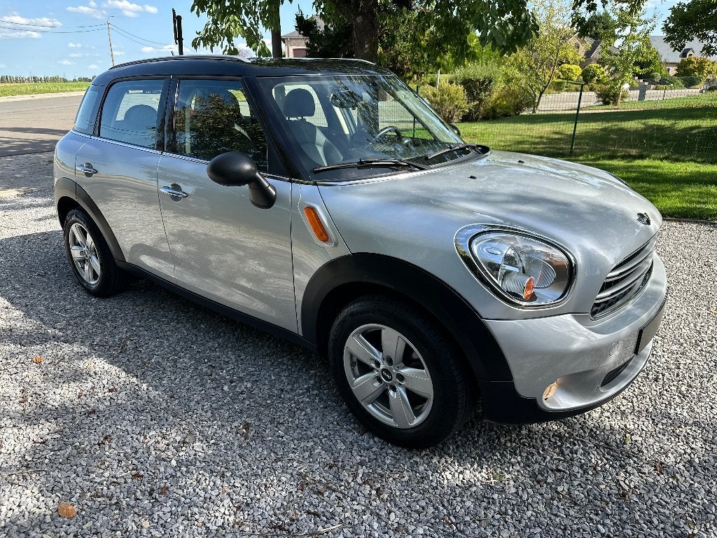 MINI - - COOPER D - - COUNTRYMAN - 1 PROPRIETAIRE - - NEUF, Cuir, Argent ou Gris, Euro 6, Boîte manuelle