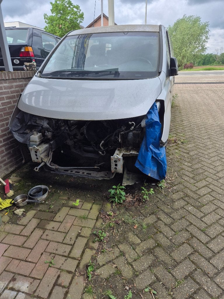 Hyundai H1 2008 voor onderdelen of opmaak, Auto's, Particulier, Zilver of Grijs, Te koop, Achterwielaandrijving