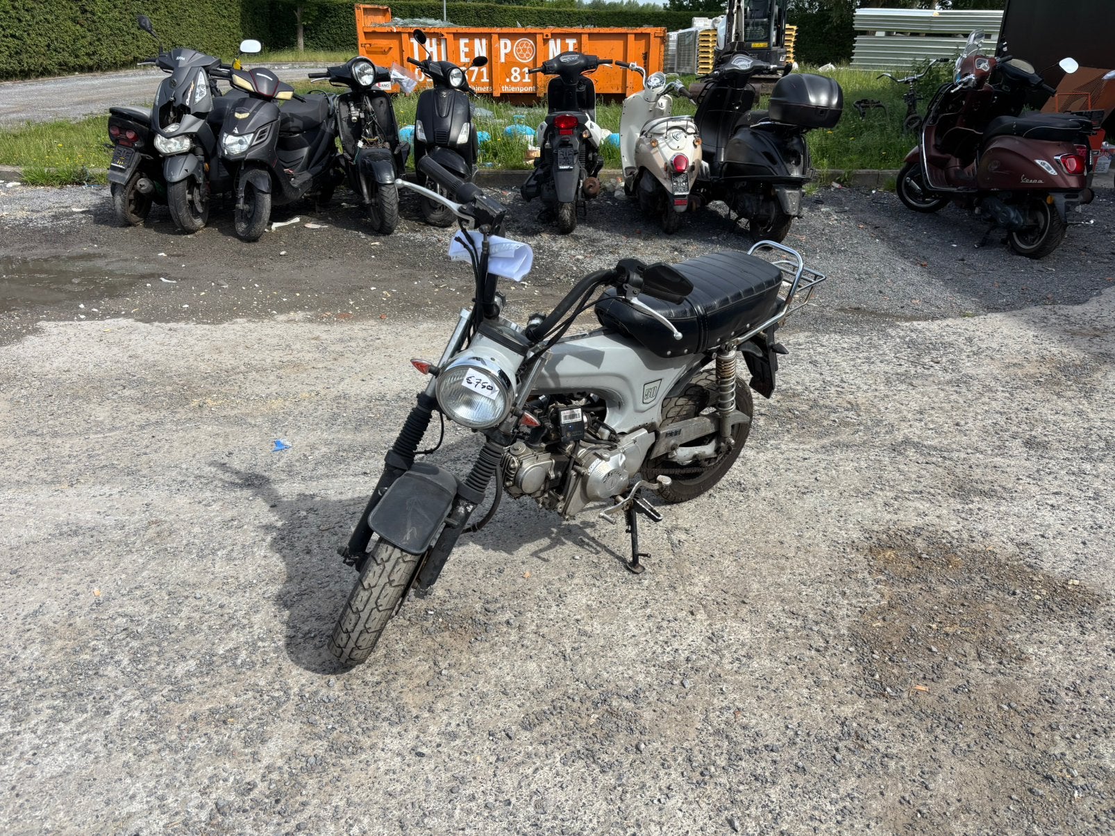 Honda dax skyteam, Fietsen en Brommers, Brommers | Honda, Ophalen