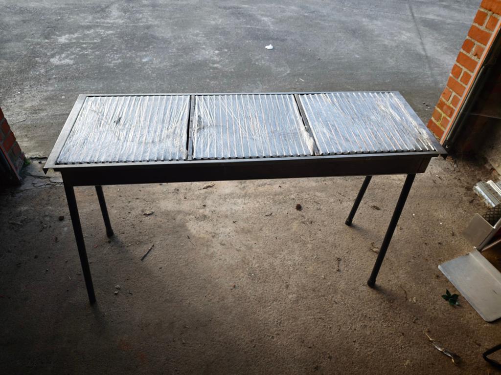 Houtskool barbecue, Tuin en Terras, Ophalen, Gebruikt