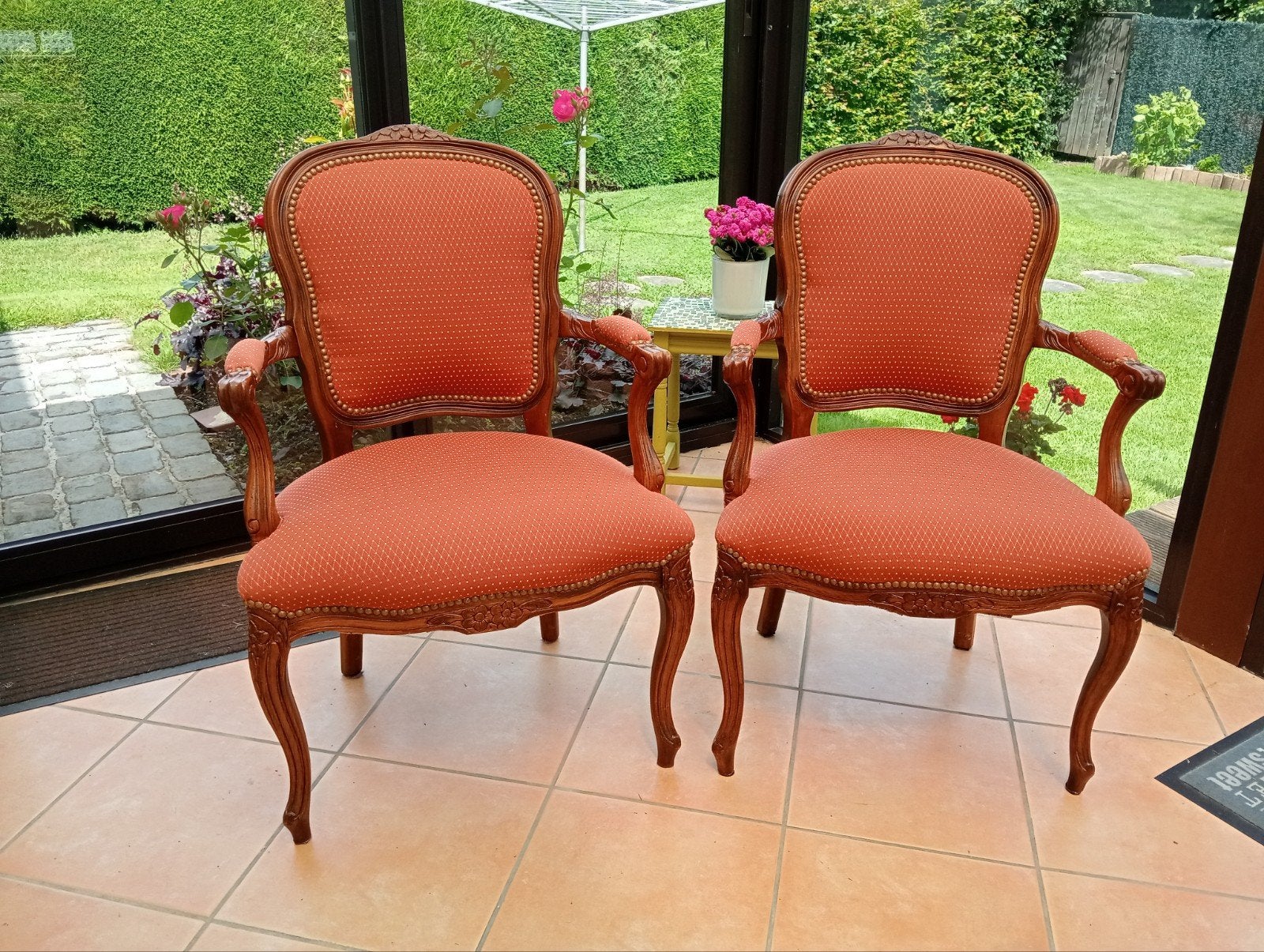 Fauteuils Cabriolet, Enlèvement