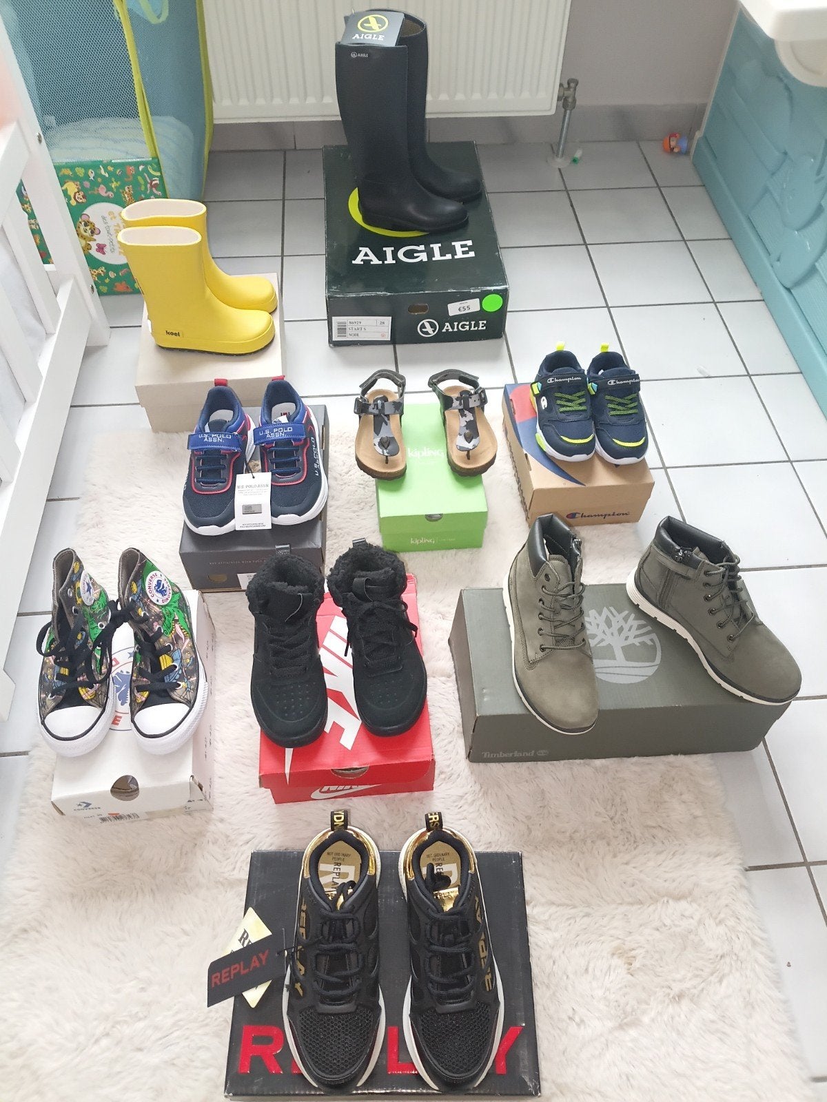 lot de  grande marques 9 paires enfants avec boite Neuf, Enlèvement ou Envoi