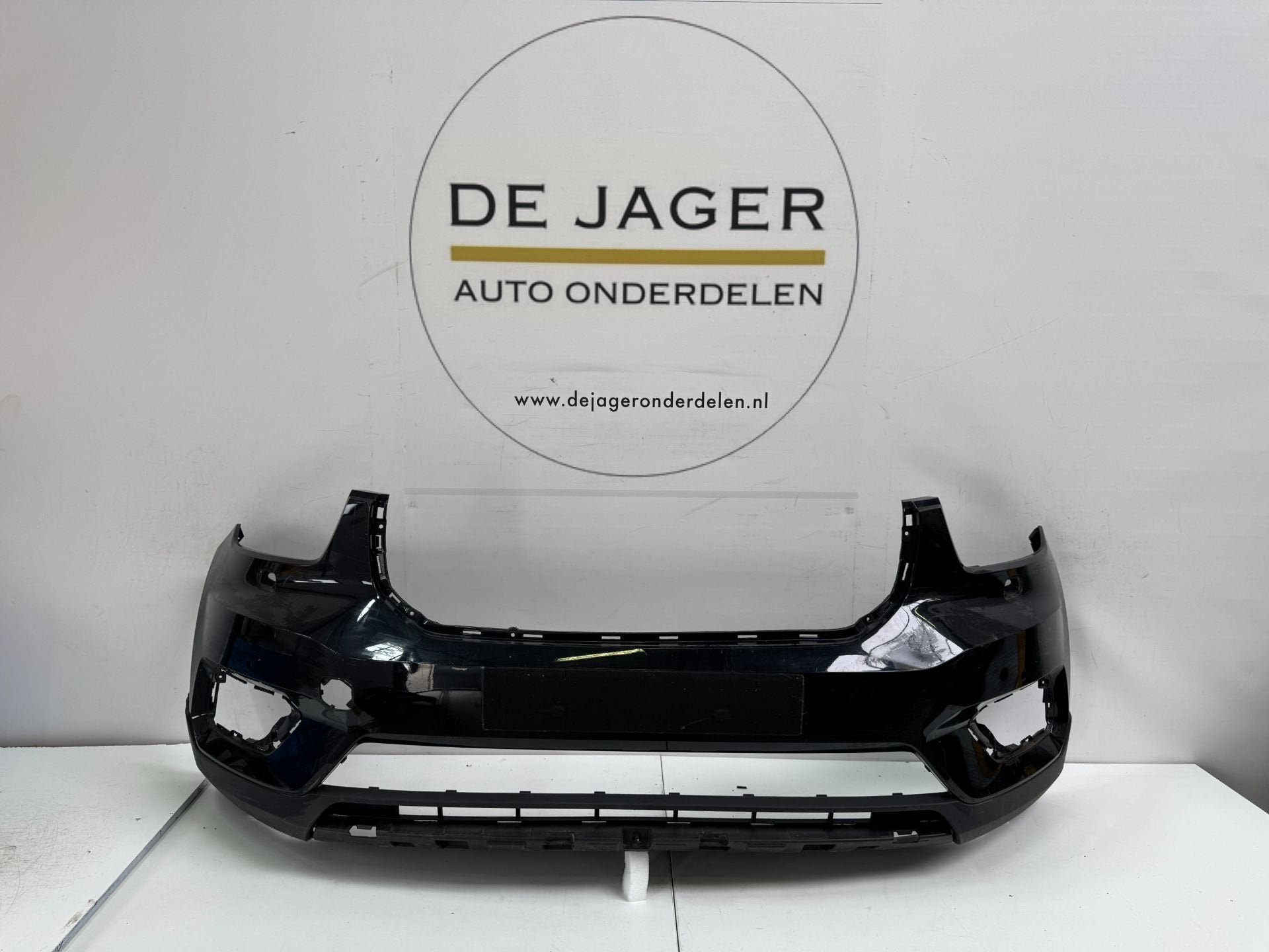 VOLVO XC40 VOORBUMPER BUMPER 31449340 4X PDC 2017-, Gebruikt, Gunnar Engellaus vag 8
405 31  Gothenburg, SE, Voor, Info@volvocars.com