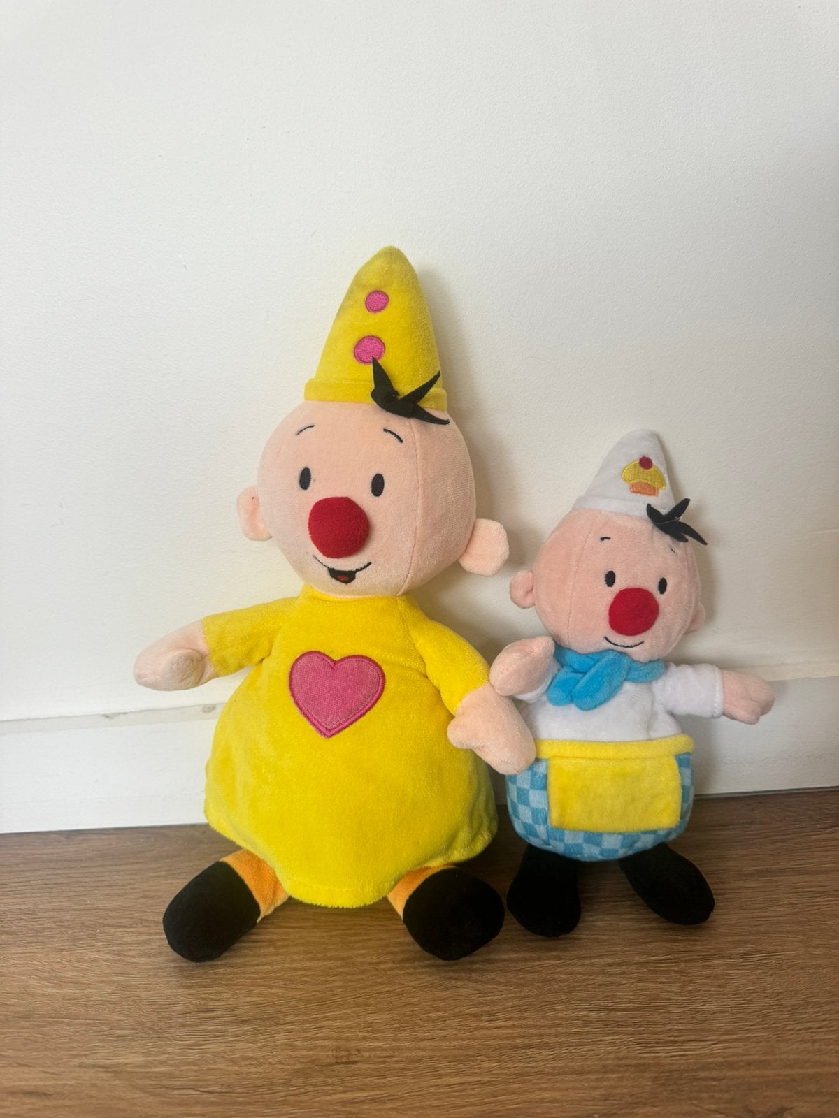 2 knuffels van Bumba - Studio 100, Kinderen en Baby's, Speelgoed | Knuffels en Pluche, Ophalen of Verzenden, Zo goed als nieuw