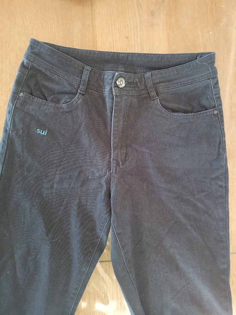 Uniform broeken sui meisjes maat 36 en 38, Enfants & Bébés, Vêtements enfant | Taille 170, Pantalon, Sui uniform, Enlèvement, Utilisé