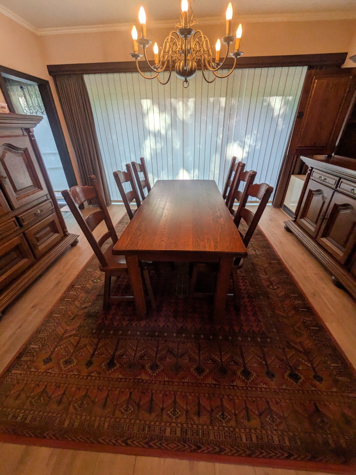 Tafel en 6 stoelen, Ophalen