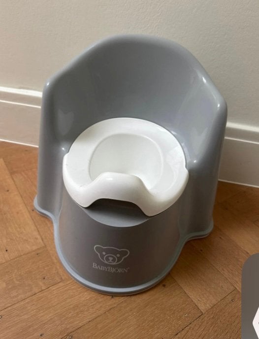 Babybjorn plaspotje met uitneembaar middenstuk!, Ophalen, Zo goed als nieuw