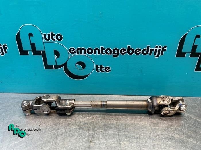 Axe colonne de direction d'un Toyota Aygo (Aygo 08-), -, 3 mois de garantie, Toyota, Utilisé