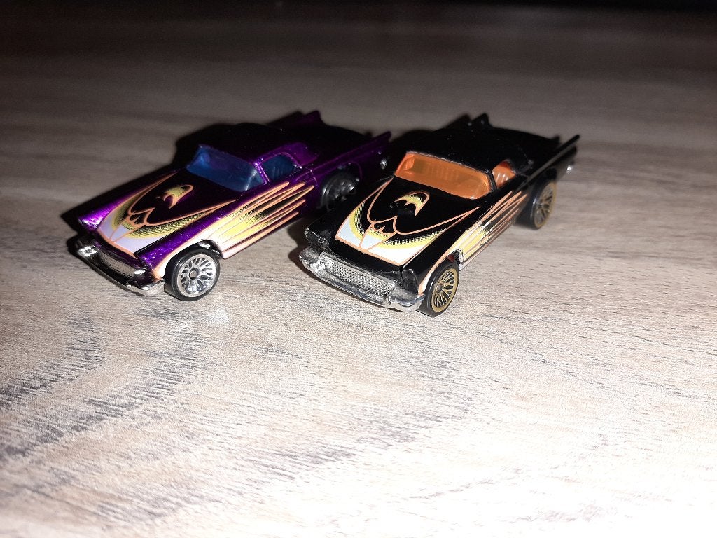 2x Hot Wheels Ford Thunderbird 1957 (nearly mint), Enlèvement ou Envoi, Comme neuf, Voiture