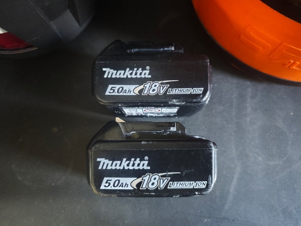 Deux batteries Makita 18v 5.0ah originales, Enlèvement ou Envoi, Comme neuf