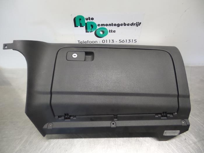 Boîte à gants d'un Volkswagen Golf (Golf 04-), Volkswagen, -, 3 mois de garantie, Utilisé
