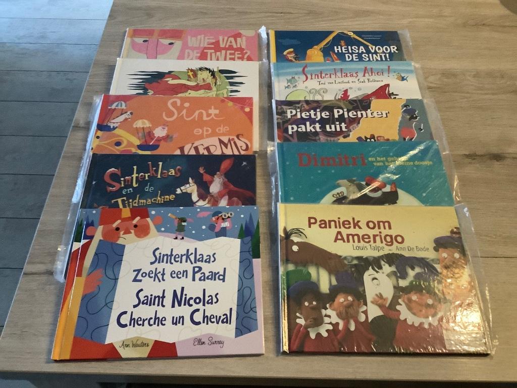 Sinterklaas verschillende voorleesboeken, Jongen of Meisje, Ophalen of Verzenden, Zo goed als nieuw, Voorleesboek