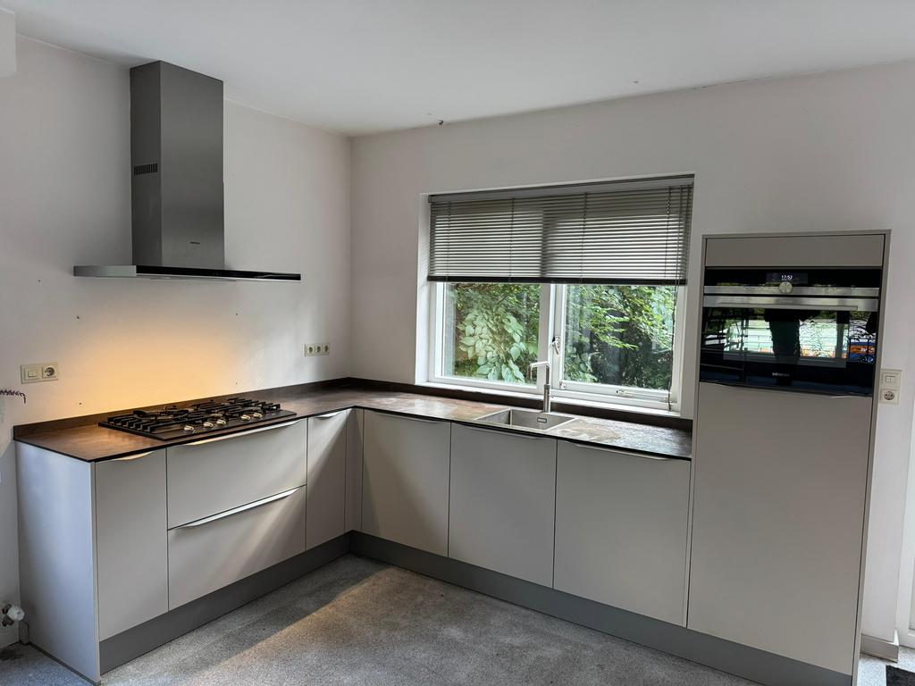 Complete Moderne Hoekkeuken + Apparatuur + GEDEMONTEERD