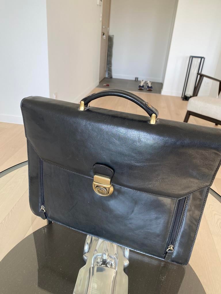 Cartable en peau, Bijoux, Sacs & Beauté, Sacs | Cartables, Enlèvement ou Envoi, Cuir