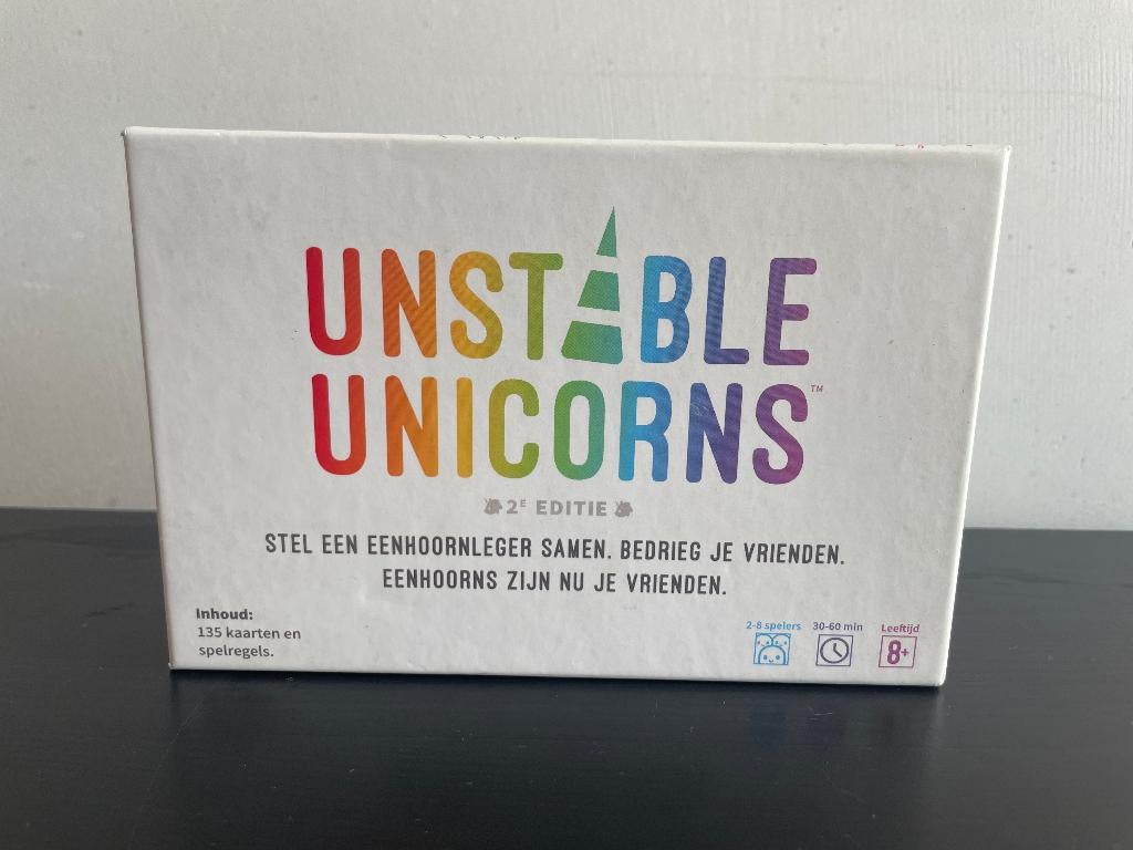 Gezelschapsspel: Unstable unicorns NL, Een of twee spelers, Ophalen of Verzenden, Zo goed als nieuw