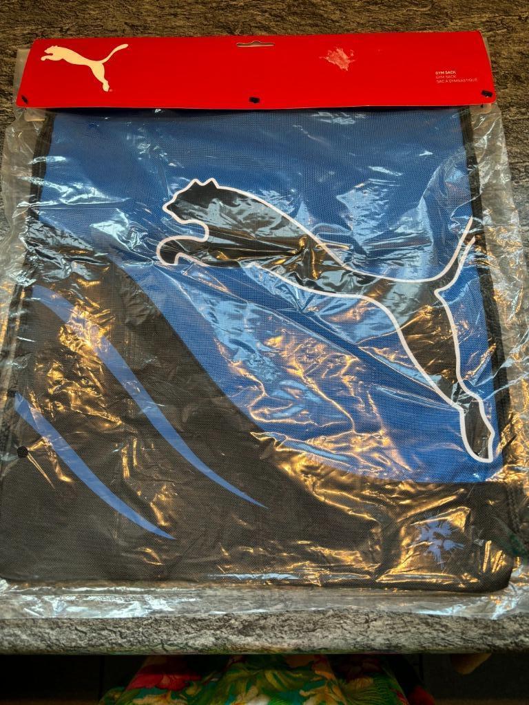 Sac pour gym ou natation noir/bleu Puma neuf, Enlèvement, Neuf, Bleu, Autres marques