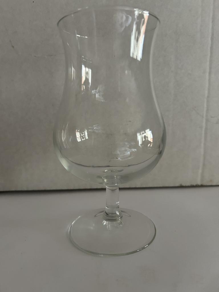grand verre sur pied - 6 pièces, Enlèvement, Comme neuf, Verre, Verre ou Verres